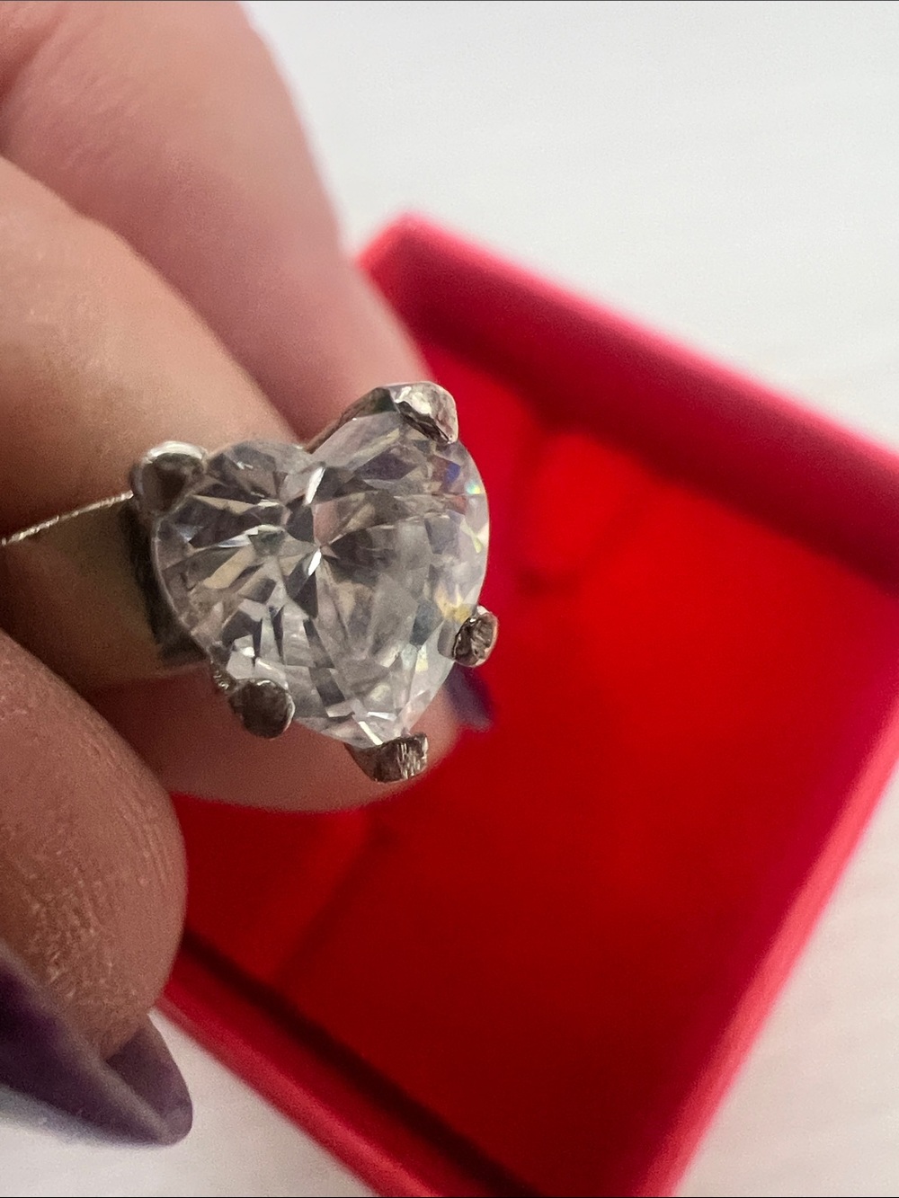 Heart-Shaped Clear Crystal Sterling Silver Ring size 7.5 - Picture 4 of 16